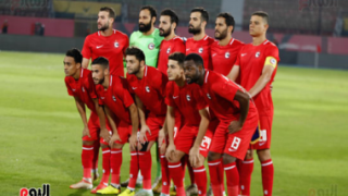 طاقم حكام جنوب أفريقى لمباراة فيوتشر والجيش الملكي فى الكونفدرالية