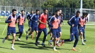 لاعبو الأهلي يخوضون مراناً فى الجيم قبل مباراة فلامنجو بمونديال الأندية