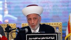 مفتى لبنان يؤكد ضرورة عقد جلسات مفتوحة لمجلس الوزراء للحد من الانهيار