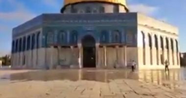 عشرات المُستوطنين الإسرائيليين يقتحمون باحات “الأقصى”