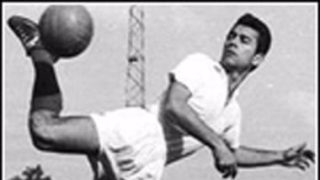زى النهارده.. الأهلى يسحق القناة بخماسية دون رد ويتوج بطلا لكأس مصر