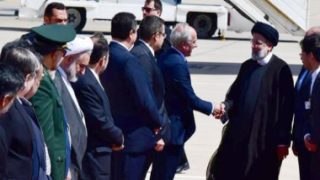 إبراهيم رئيسى يصل دمشق فى أول زيارة لرئيس إيرانى لسوريا منذ 13 عاما
