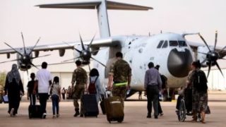 المساعدات الأردنية تصل “بورتسودان”.. ونقابة أطباء الخرطوم: نطالب بممرات آمنة