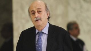 جنبلاط: المرحلة الراهنة تستلزم التشاور الدائم مع مجلس النواب اللبناني