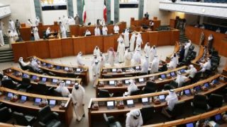 مرسوم أميرى بالكويت بحل مجلس الأمة