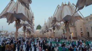 وزير الشؤون الإسلامية السعودى يستقبل وفدا من علماء الإسلام