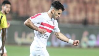4 لاعبين ممنوعون من مغادرة الأهلى والزمالك بفرمان جماهيري