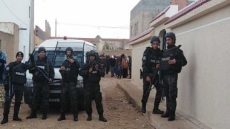 الداخلية التونسية: نقل 126 مهاجرا من العالقين على الحدود لمقرات الإيواء