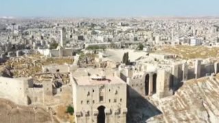 حميميم: مقاتلات إسرائيلية هاجمت مطار النيرب قرب حلب في سوريا