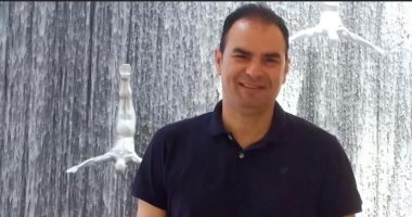 عبد الحميد بسيونى يصطحب المصابين لمعسكر الطلائع فى الإسكندرية