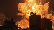شهداء ومصابين في قصف إسرائيلي متواصل على قطاع غزة