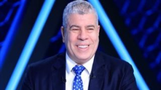 شوبير: لماذا لا يطلب الأهلى من بيراميدز اللعب على الدفاع الجوى فى أفريقيا؟