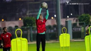 على ماهر يفاضل بين جاد وثروت لحراسة مرمى المصرى أمام الزمالك