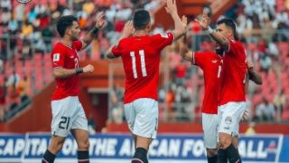 طاقم حكام كويتى لودية منتخب مصر أمام تنزانيا غدًا
