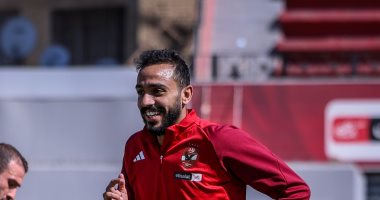 كهربا يتفوق على موديست في قيادة الهجوم أمام بلوزداد