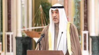 وزير الدفاع الكويتى يوجه بالمحافظة على أعلى درجات الجاهزية واليقظة والاستعداد