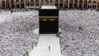رئاسة الشؤون الدينية تعلن نجاح خطة المنظومة الدينية للجمعة الأخيرة في رمضان